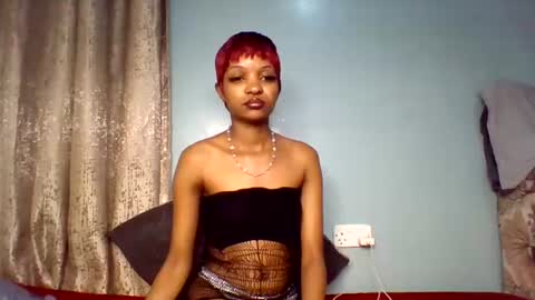 Snapshot of petal_palette chatting on 08-07-26, 11:51 Lolly online show from 08-07-26, 11:51