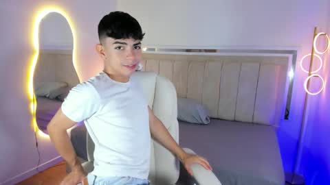 Peter online show from 01-13-26, 02:22