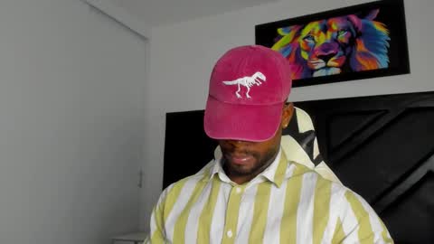 Snapshot of peter_coleman chatting on 02-15-26, 01:46 PeterColeman online show from 02-15-26, 01:46