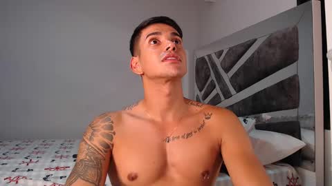 Peter           instagram   Jairquiroga  online show from 02-08-25, 03:52