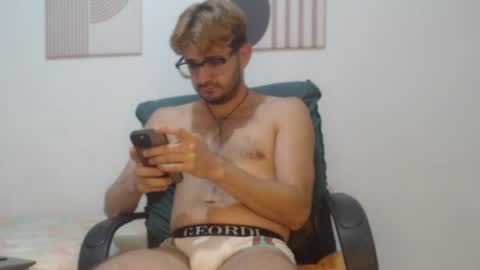 Snapshot of peter_x_annaud chatting on 05-16-26, 10:58 FELIPE online show from 05-16-26, 10:58