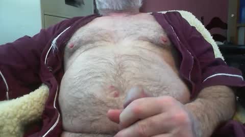 Snapshot of peterlast1958 chatting on 02-05-25, 07:20 Peter online show from 02-05-25, 07:20