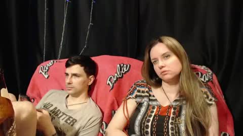 Snapshot of peternights chatting on 04-18-26, 05:06 Maximus online show from 04-18-26, 05:06