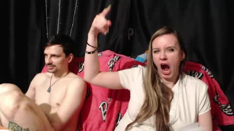 Snapshot of peternights chatting on 05-14-26, 07:31 Maximus online show from 05-14-26, 07:31