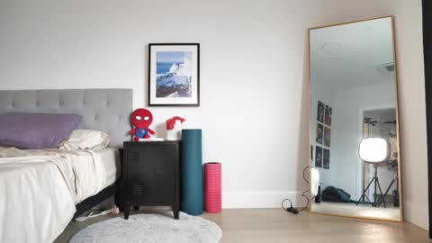 Snapshot of peterparkerrxox chatting on 09-21-25, 08:43 Peter Parker online show from 09-21-25, 08:43