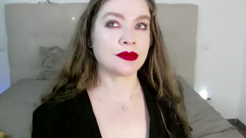 Peters Emily online show from 01-09-25, 08:33