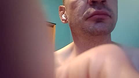 Snapshot of peteypablo198611265852 chatting on 05-25-26, 07:03 peteypablo198611265852 online show from 05-25-26, 07:03