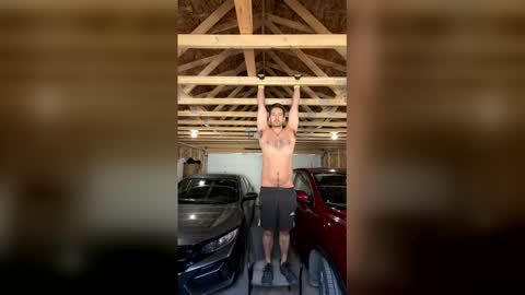 peteypete204 online show from 05-10-26, 01:49