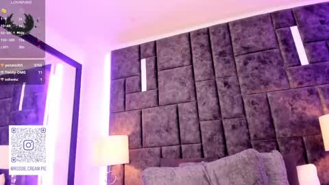 Im Rosse but u can call me Rossie or Rosita . online show from 02-21-25, 12:49