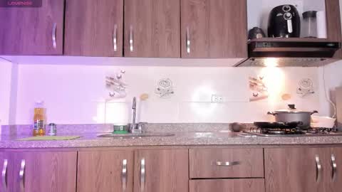 Im Rosse but u can call me Rossie or Rosita . online show from 11-06-25, 12:22