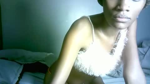 petite_africana001 online show from 05-27-26, 04:20