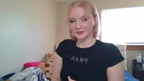 Little cupcake online show from 02-21-25, 10:26