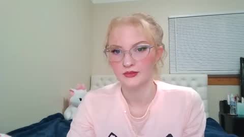 Little cupcake online show from 02-25-25, 11:55