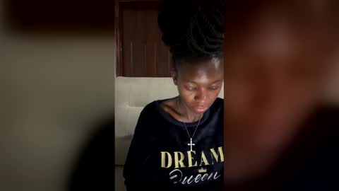 petite_divah254 online show from 02-01-26, 06:06