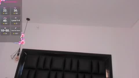 Snapshot of petite_esther chatting on 12-28-24, 03:48 Esther online show from 12-28-24, 03:48
