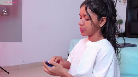Snapshot of petite_esther chatting on 01-13-25, 12:02 Esther online show from 01-13-25, 12:02