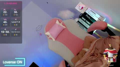 Snapshot of petite_jackyxx chatting on 04-14-26, 08:26 Jacky online show from 04-14-26, 08:26