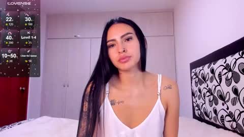 Linda online show from 01-30-25, 03:19