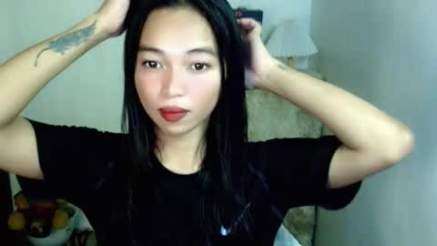 petite_mary69 online show from 04-04-26, 05:49