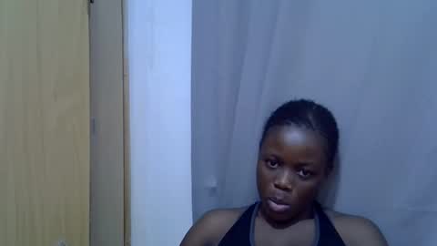 petite_melan online show from 09-15-25, 06:46