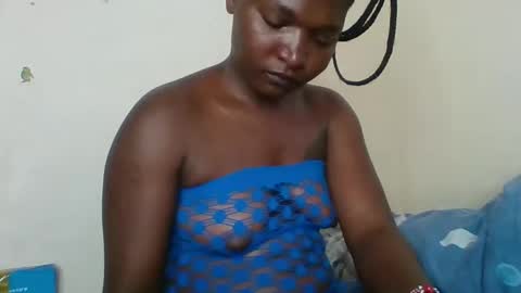 petite_shan online show from 02-04-26, 06:52