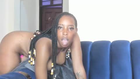 Snapshot of petite_tanya chatting on 04-24-26, 02:25 Tanya online show from 04-24-26, 02:25
