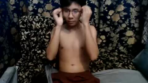 Snapshot of petiteasian_boy chatting on 07-13-26, 08:33 cute vir online show from 07-13-26, 08:33