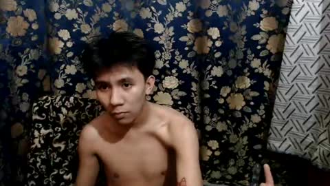 Snapshot of petiteasian_boy chatting on 07-15-26, 09:25 cute vir online show from 07-15-26, 09:25