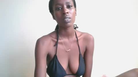 Amara online show from 06-29-26, 07:36