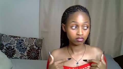 Caramel online show from 10-25-25, 04:35