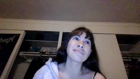 Petitedoll30 online show from 02-08-25, 04:25