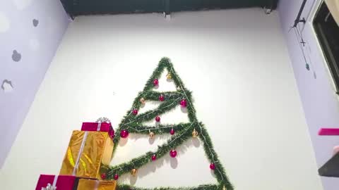 Snapshot of petiteivoryqueen chatting on 12-30-24, 07:48 danna online show from 12-30-24, 07:48