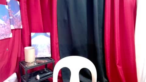 Snapshot of petitepinaycyrenets chatting on 06-14-26, 02:35 TsDELICIOUSCum69 online show from 06-14-26, 02:35