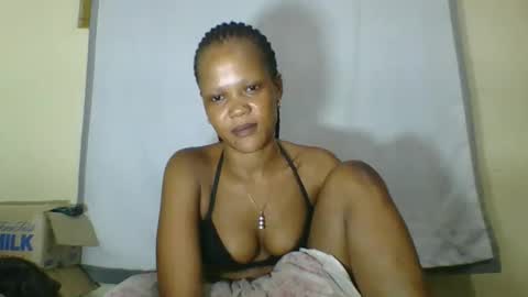 petitesmiley online show from 09-18-25, 07:16