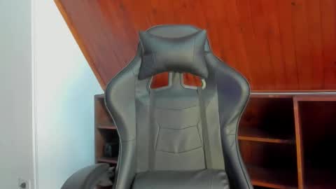 Sofa online show from 01-05-26, 05:27