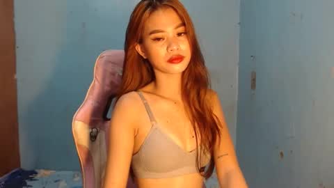 Snapshot of petitesquirtgirlxxx chatting on 11-07-25, 05:51 petitesquirtgirlxxx online show from 11-07-25, 05:51