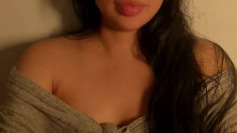 Snapshot of petitgirl_ chatting on 10-01-25, 11:22 J A S S online show from 10-01-25, 11:22