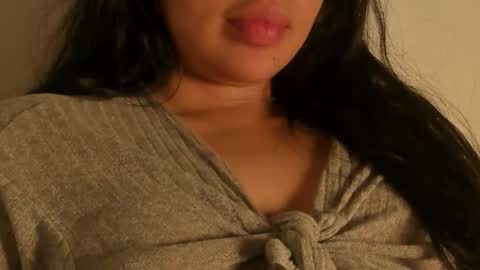 Snapshot of petitgirl_ chatting on 10-10-25, 11:15 J A S S online show from 10-10-25, 11:15