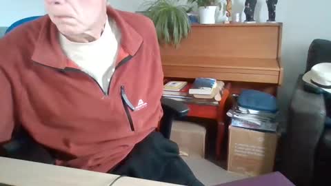 petitwilly online show from 02-19-25, 10:12