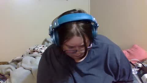 Snapshot of petmykitty chatting on 09-11-25, 03:06 The Aspie Kitty twitterthishunonfire online show from 09-11-25, 03:06