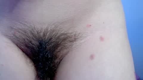 i.. .U can call me Nick ....    Help me to reach 200 thumbs up online show from 01-11-25, 02:09