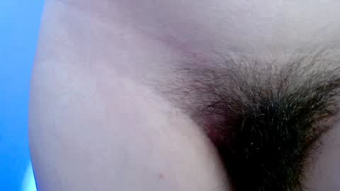 i.. .U can call me Nick ....    Help me to reach 200 thumbs up online show from 01-14-25, 02:19