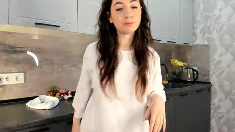 Emma online show from 12-16-24, 06:49