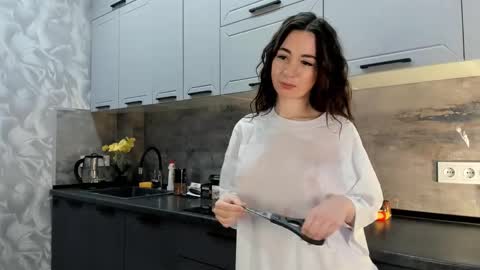 Emma online show from 12-16-24, 09:52