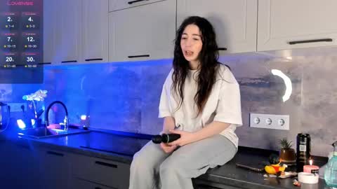 Emma online show from 12-26-24, 01:40