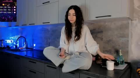 Emma online show from 12-30-24, 05:13