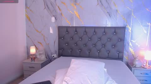 Snapshot of pettit_courtny chatting on 02-04-25, 10:55 Pettit Courtny online show from 02-04-25, 10:55