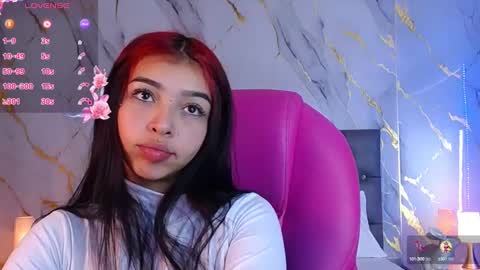 Snapshot of pettit_courtny chatting on 02-12-25, 07:24 Pettit Courtny online show from 02-12-25, 07:24