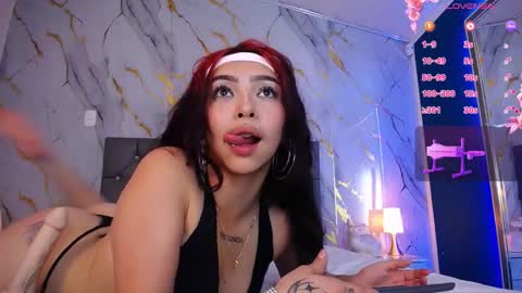 Snapshot of pettit_courtny chatting on 02-19-25, 10:42 Pettit Courtny online show from 02-19-25, 10:42