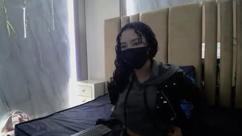 Moon  online show from 10-21-25, 12:28